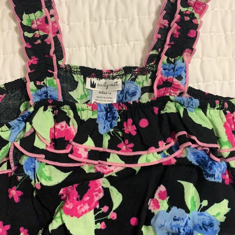 Romper - Picture 2 of 4